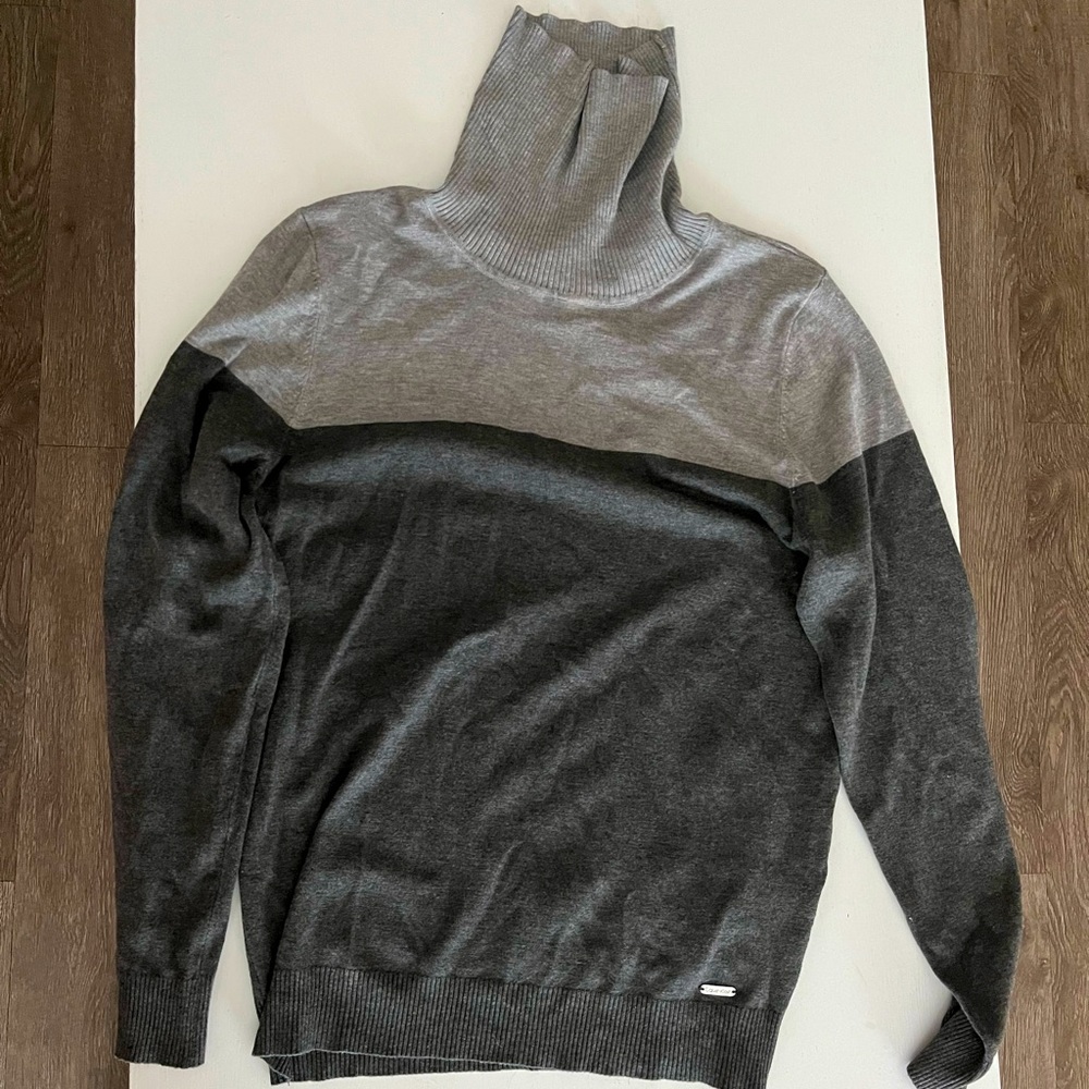 Calvin Klein turtleneck